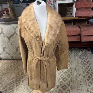 Look at this jacket please!!